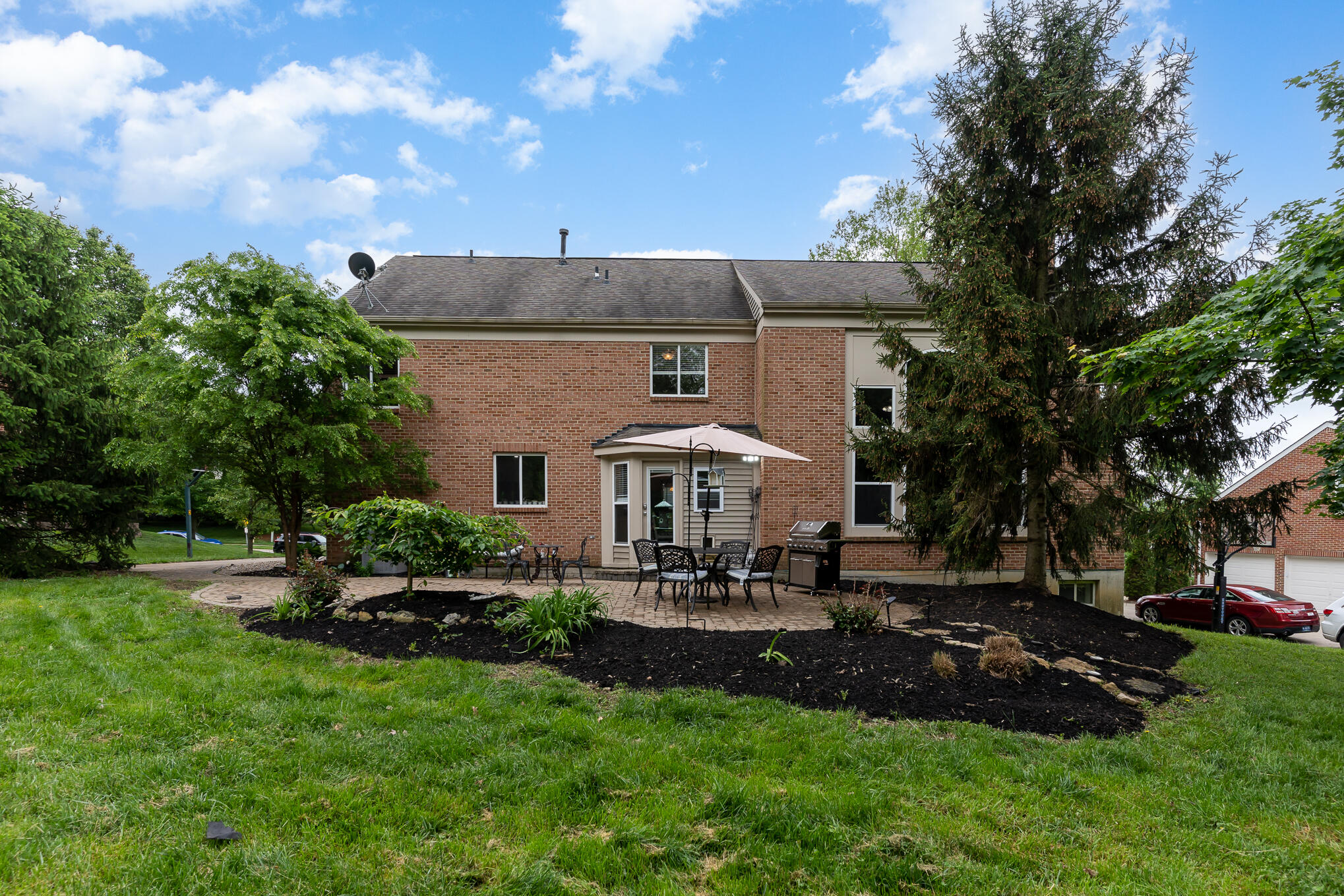 1610 Grandview Drive