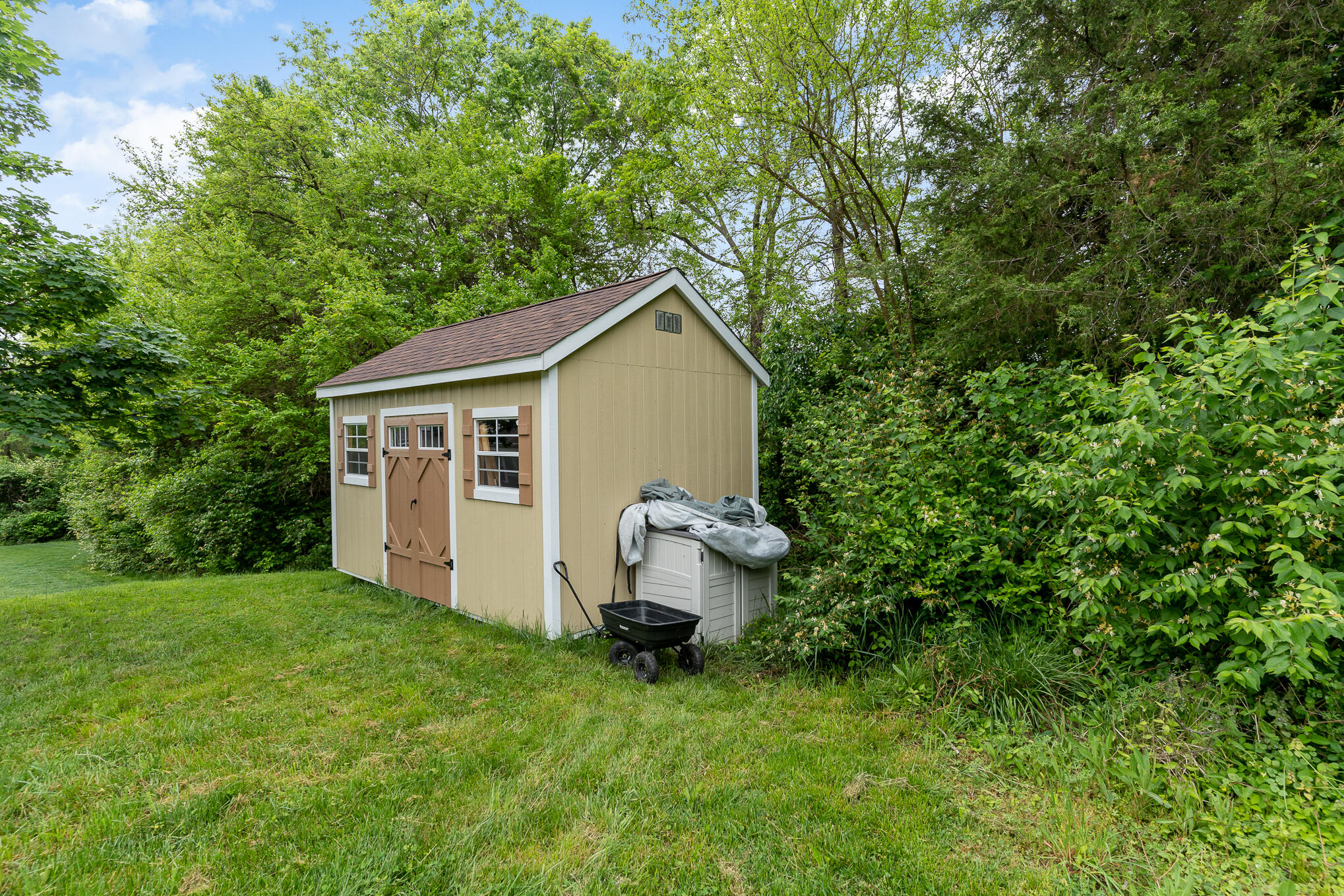 1610 Grandview Drive