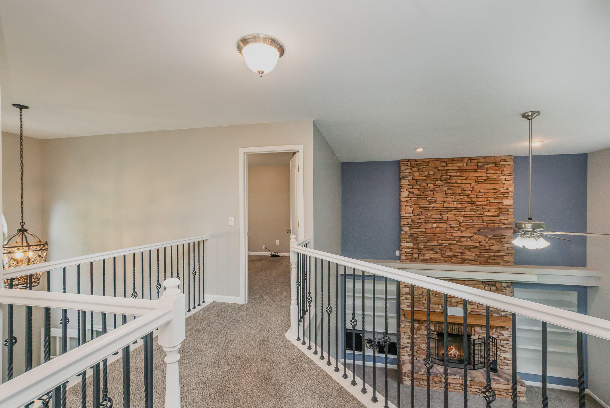 1610 Grandview Drive