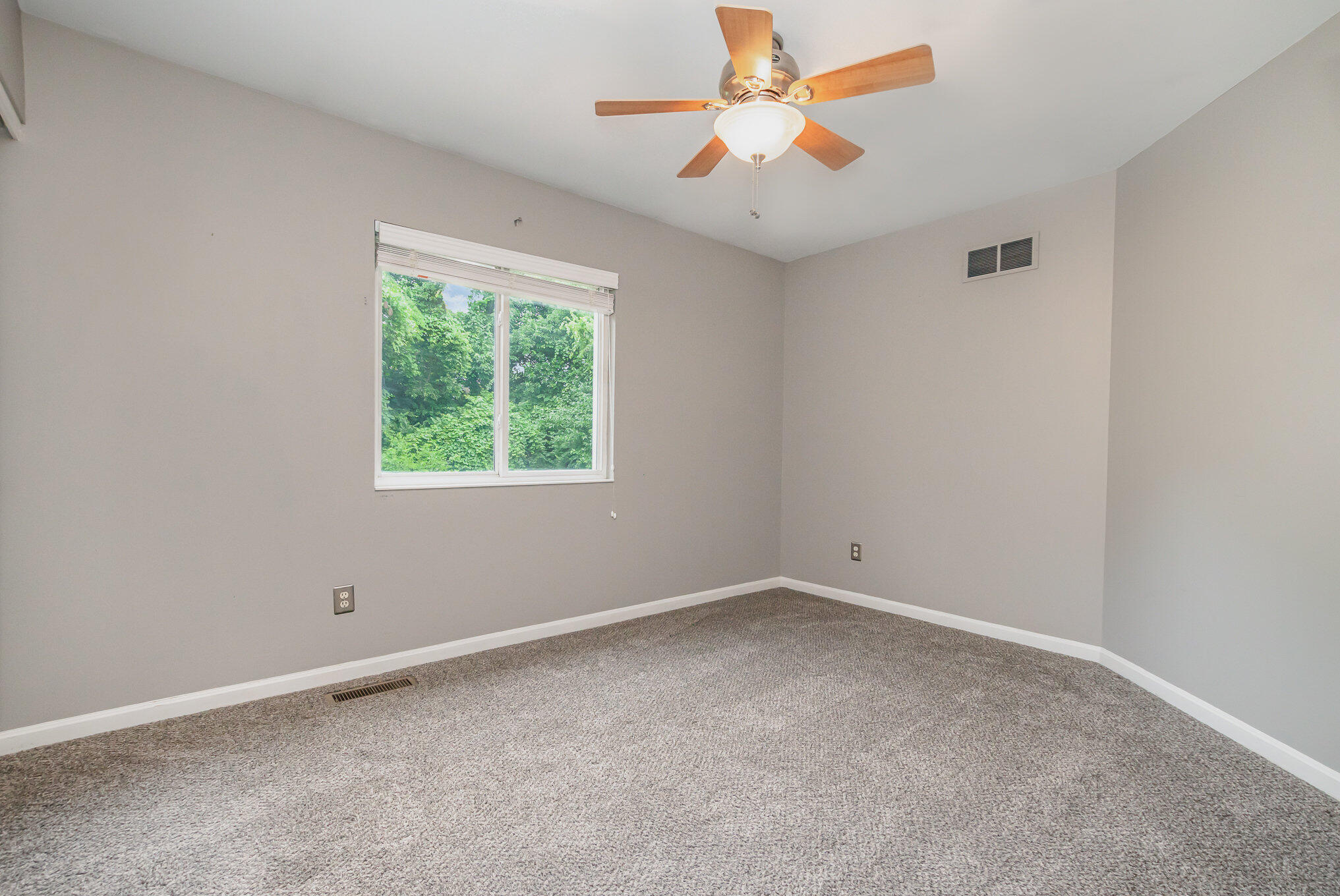 1610 Grandview Drive