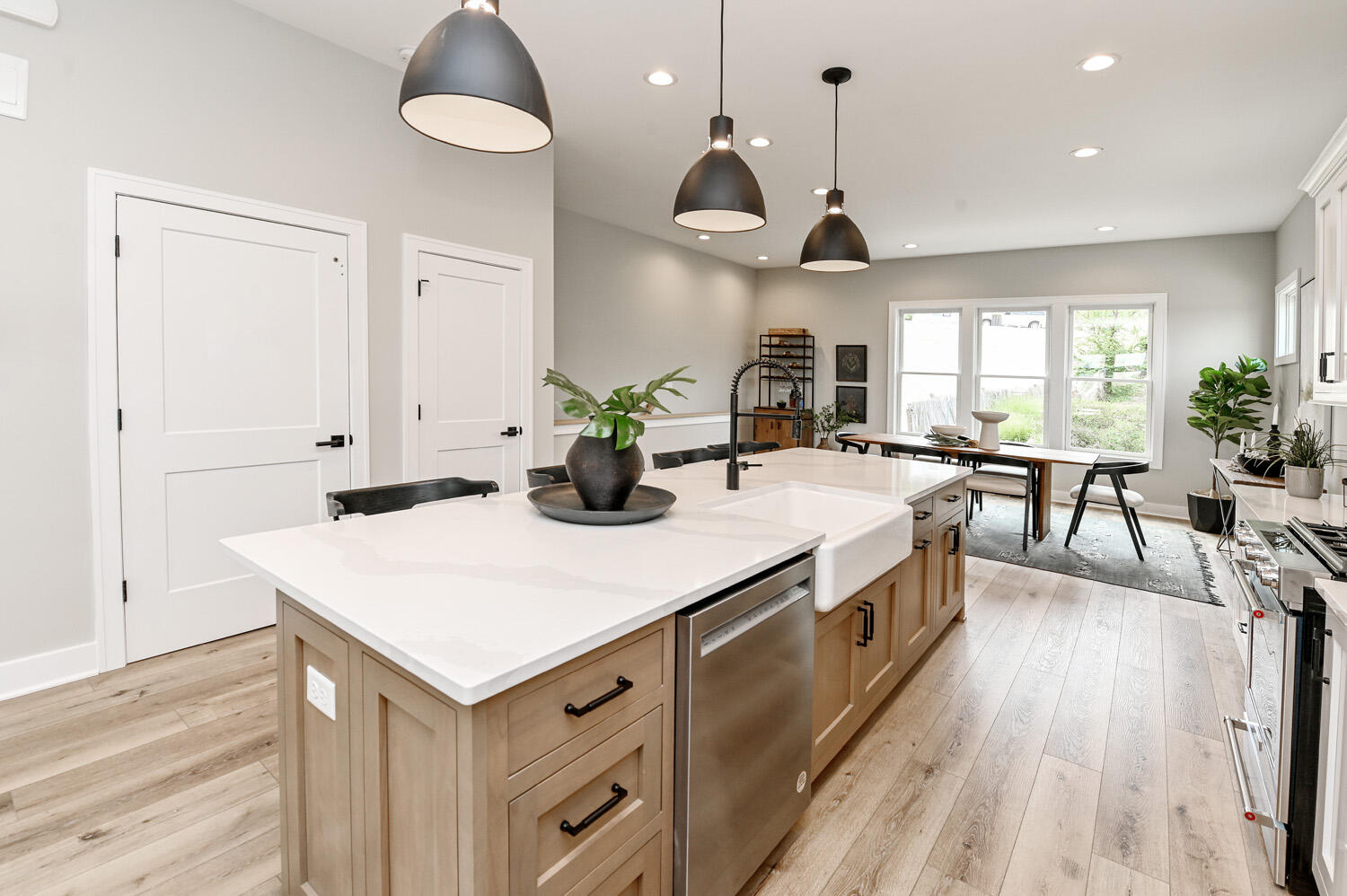 142 W 13th Street, Lot 17