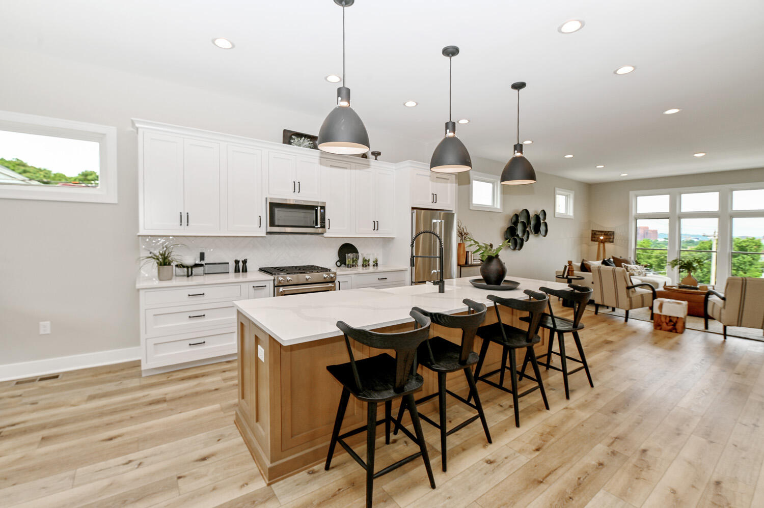 142 W 13th Street, Lot 17