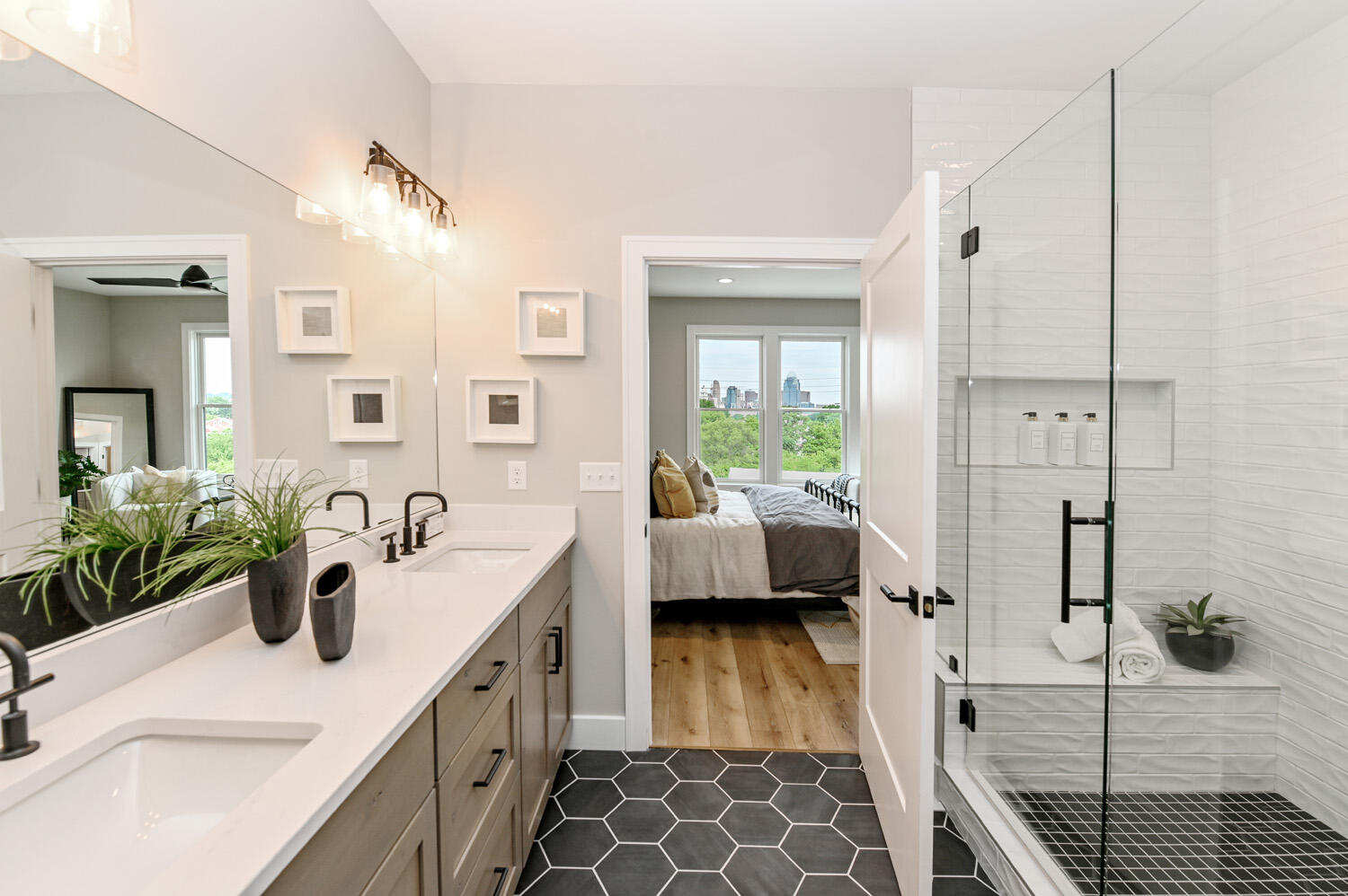 142 W 13th Street, Lot 17