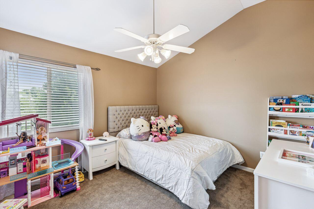 1858 Knollmont Drive