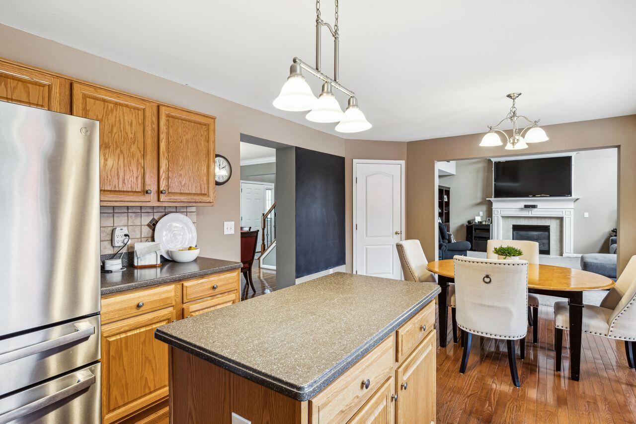 1858 Knollmont Drive