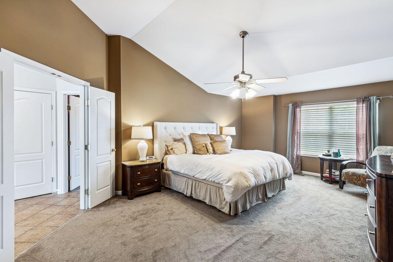 1858 Knollmont Drive