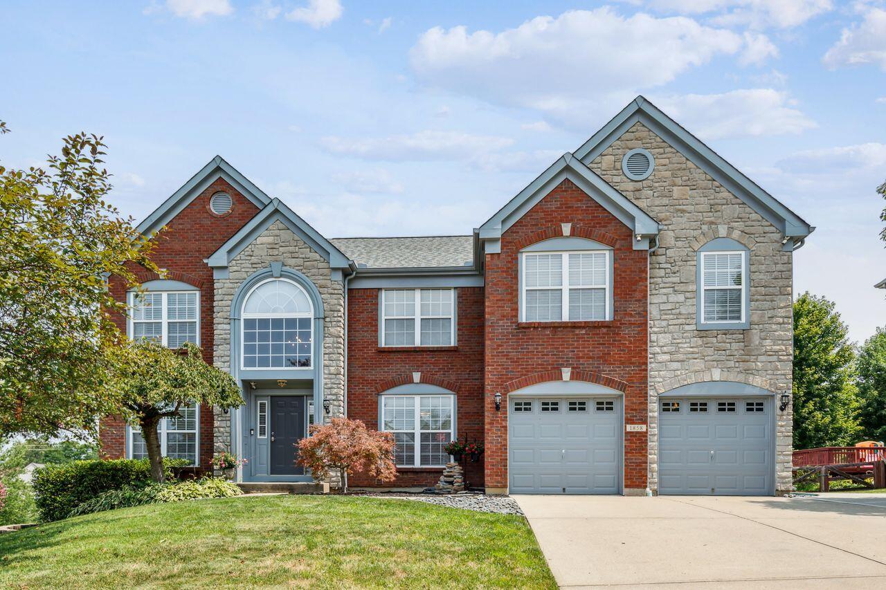 1858 Knollmont Drive