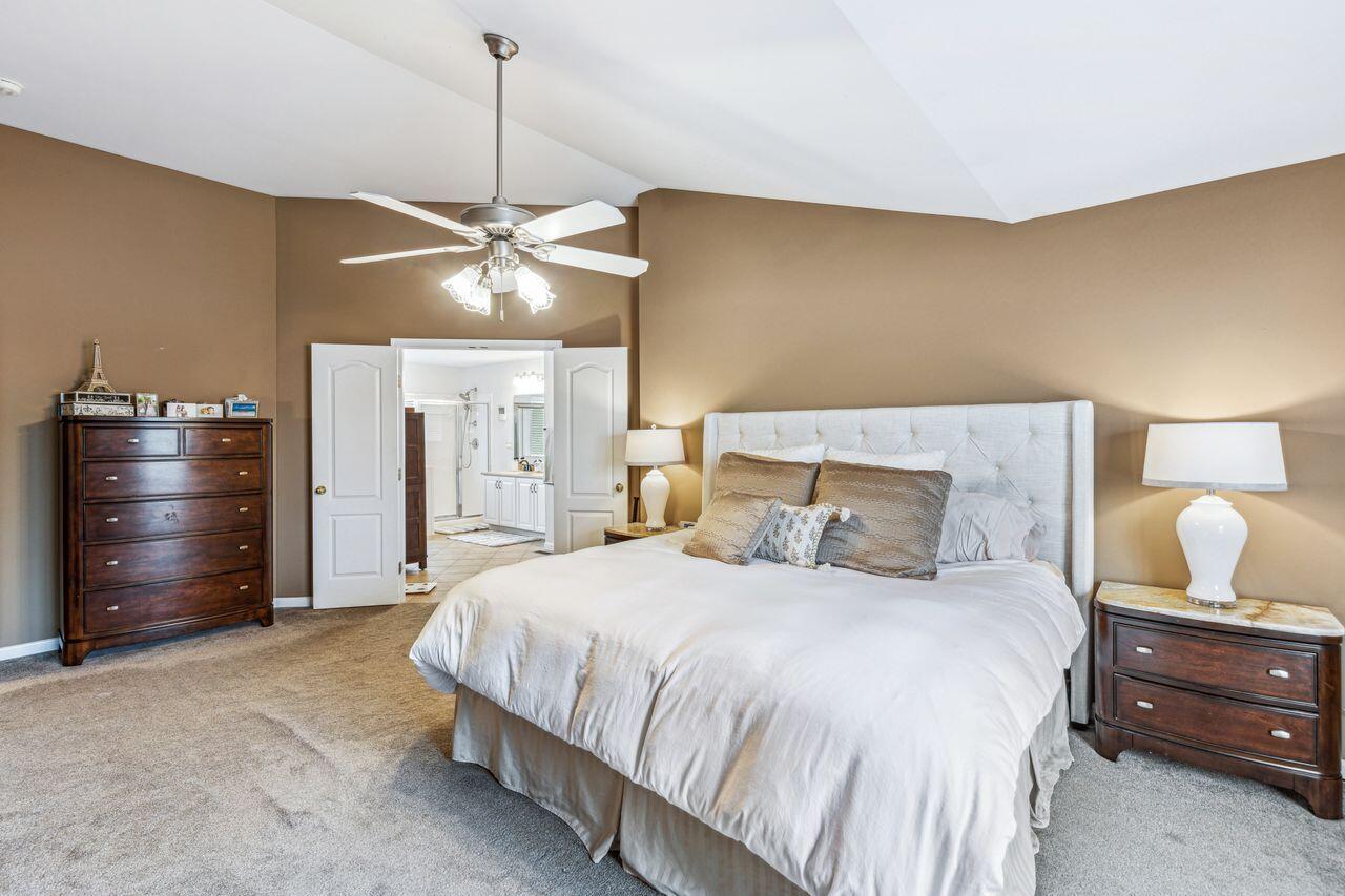 1858 Knollmont Drive