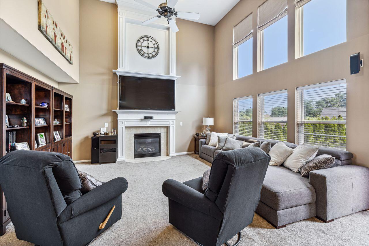 1858 Knollmont Drive