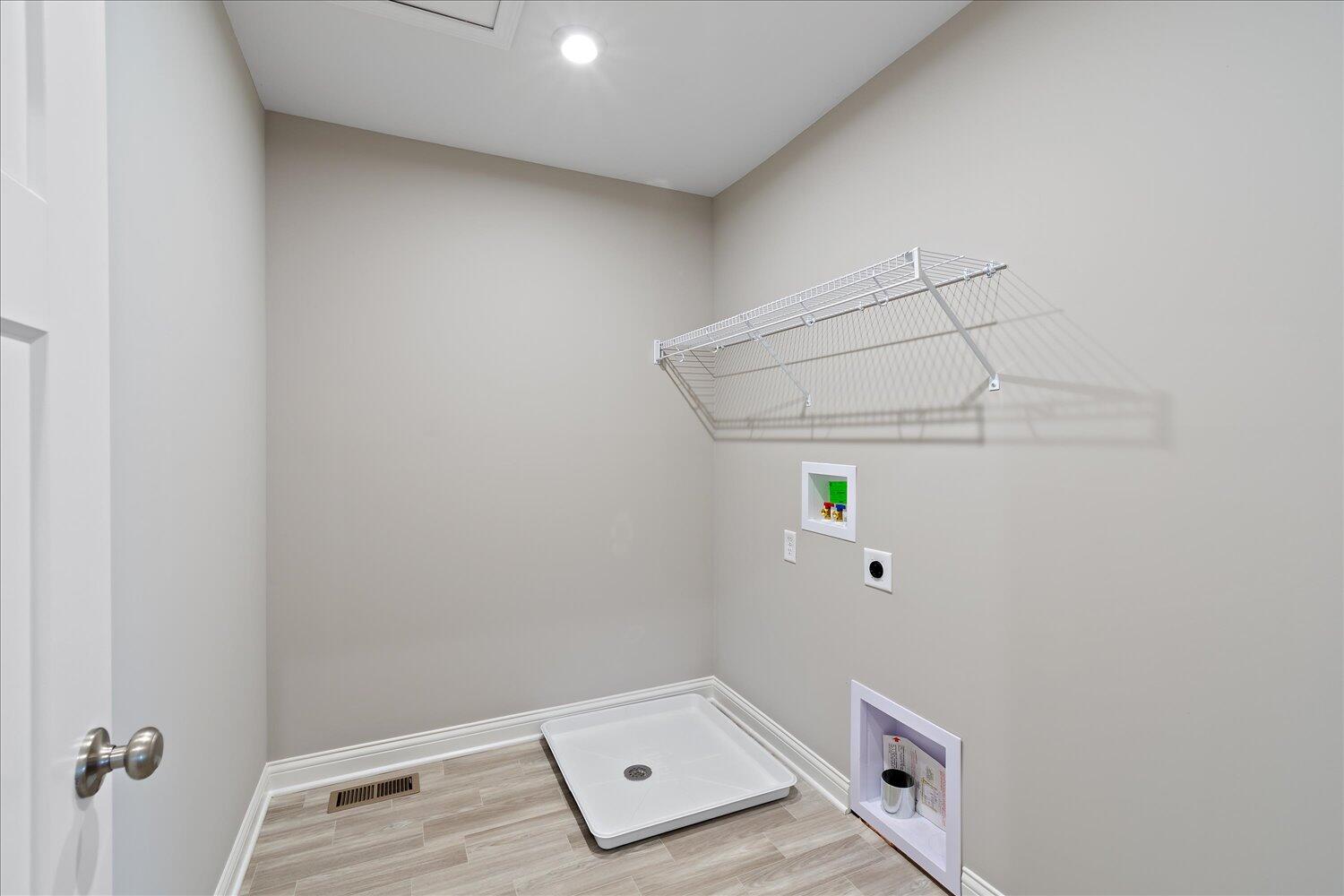 1600 Starlight Court