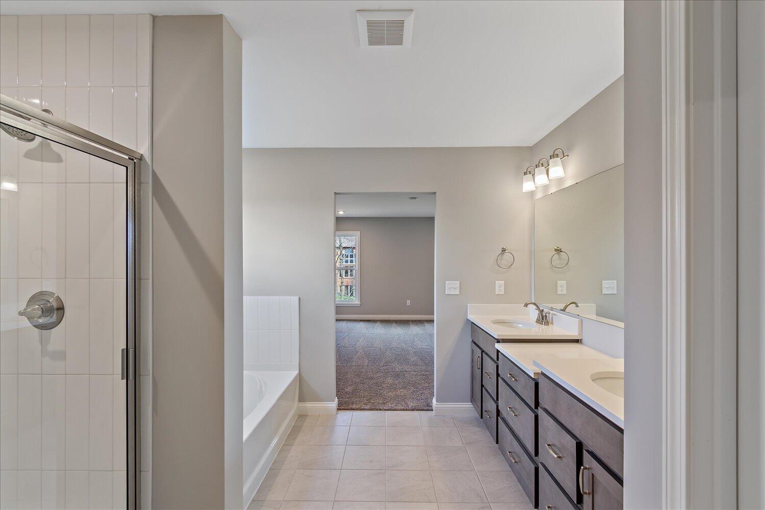 1600 Starlight Court