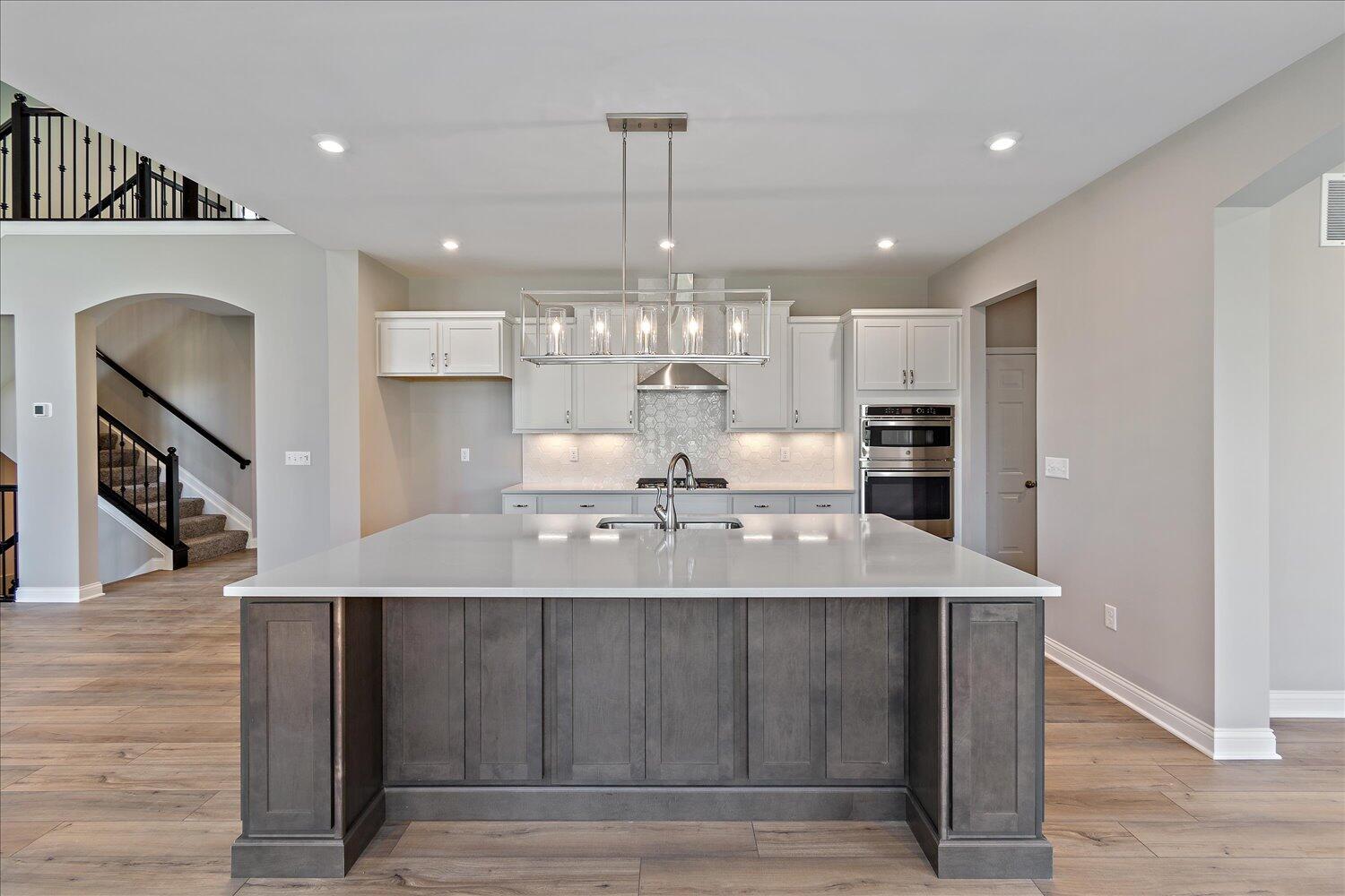 1600 Starlight Court