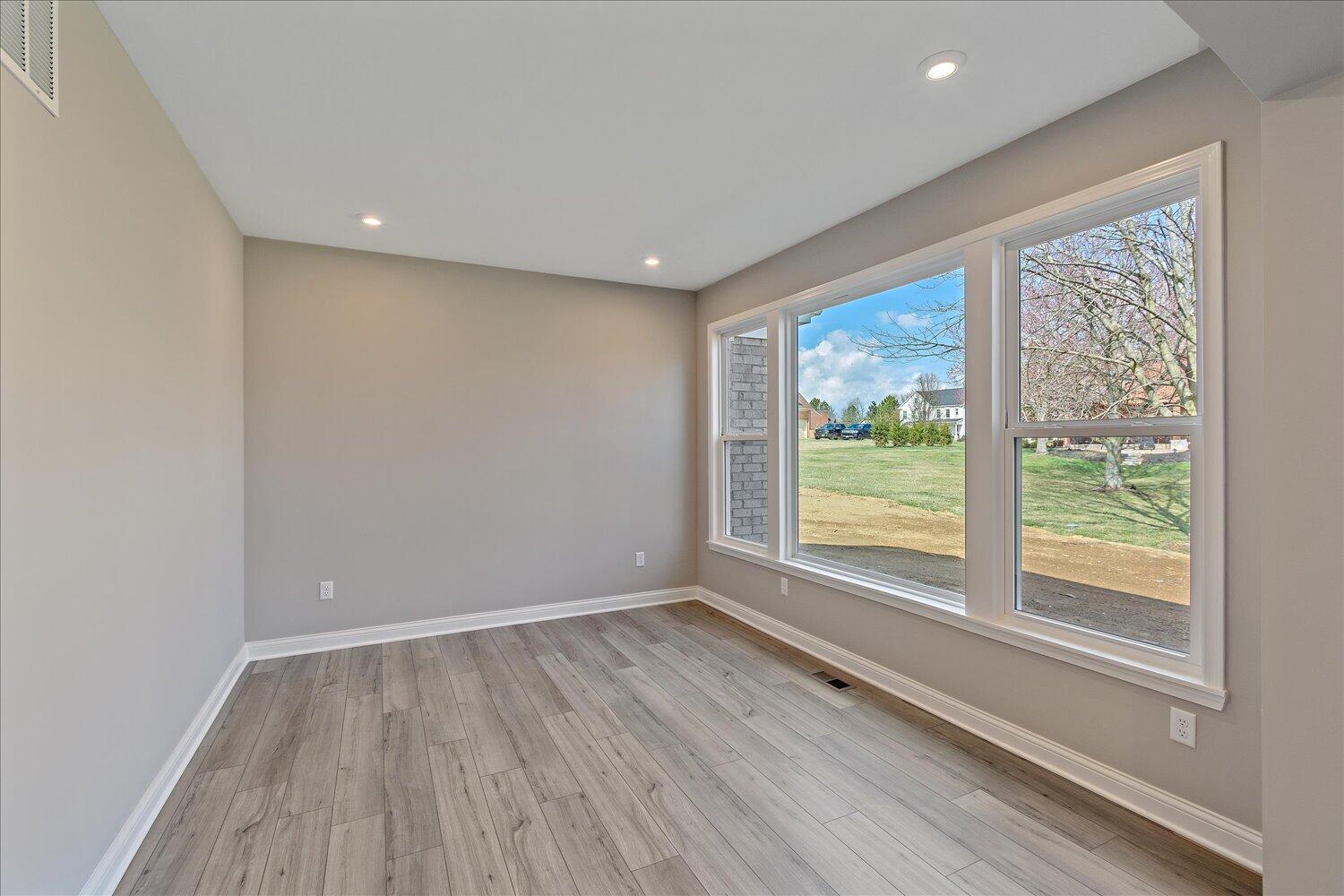 1600 Starlight Court