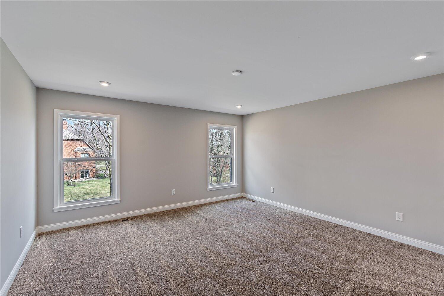 1600 Starlight Court