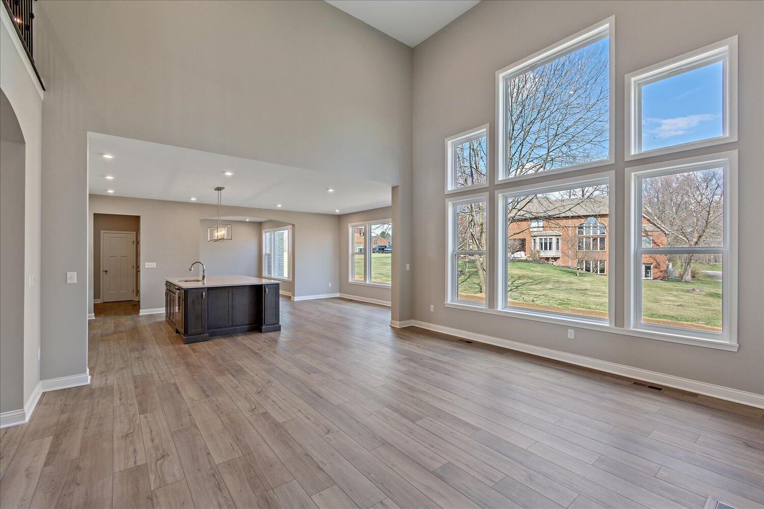 1600 Starlight Court