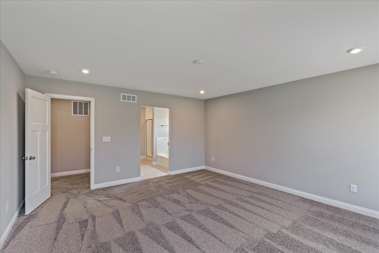 1600 Starlight Court