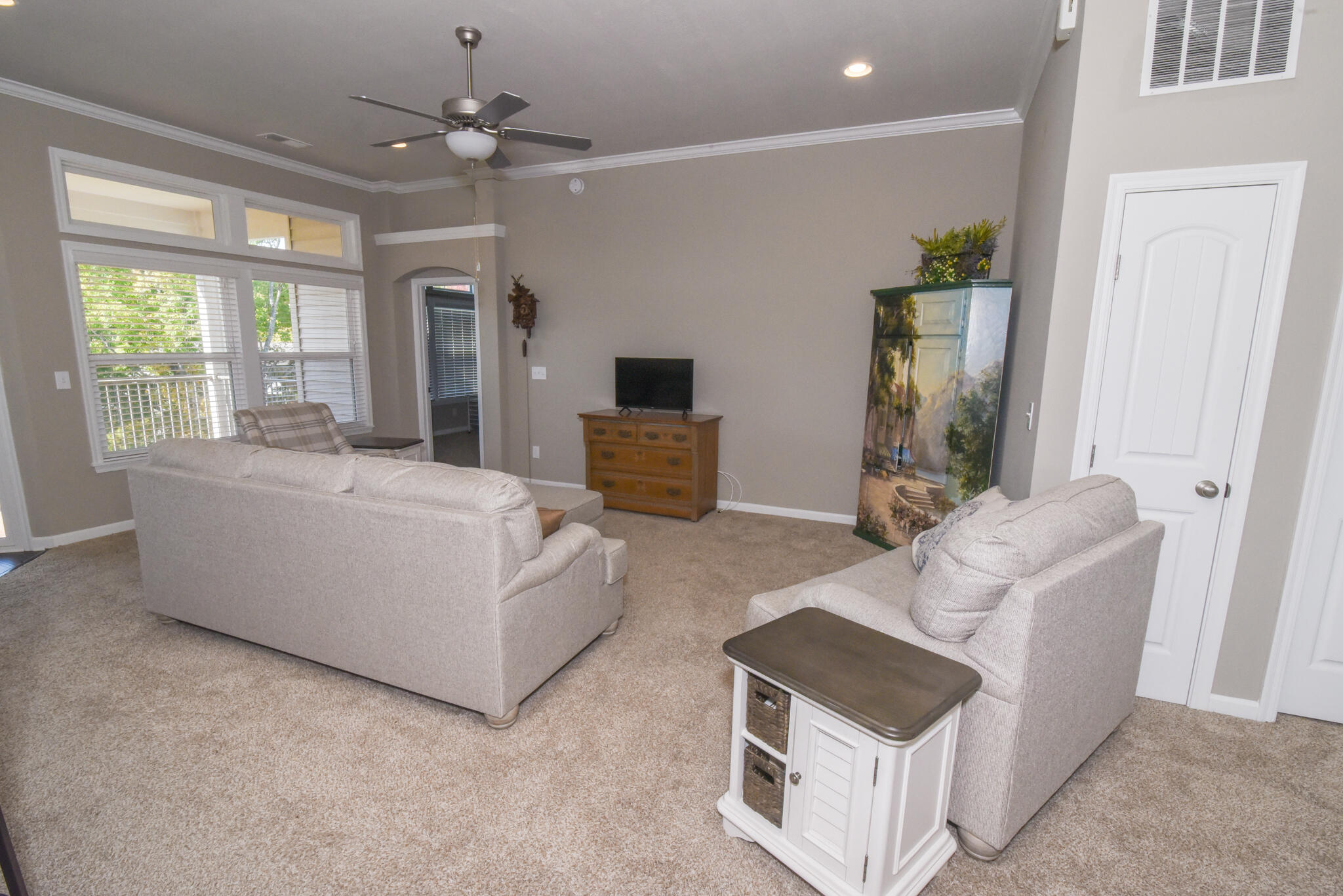 3005 Lodge View Court, 301