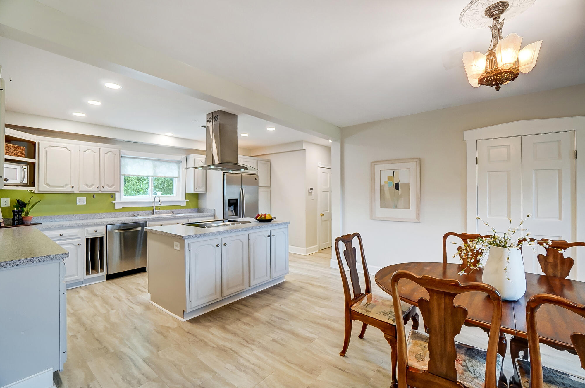 5009 Petersburg Road