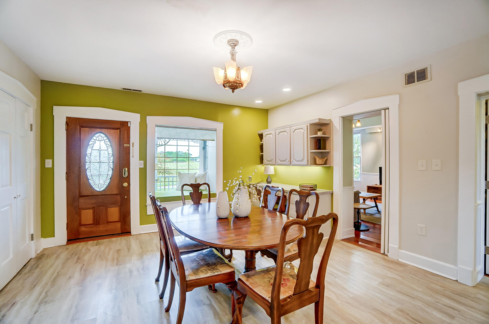 5009 Petersburg Road