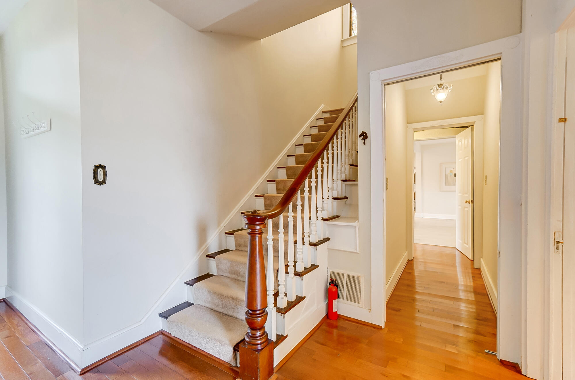 5009 Petersburg Road