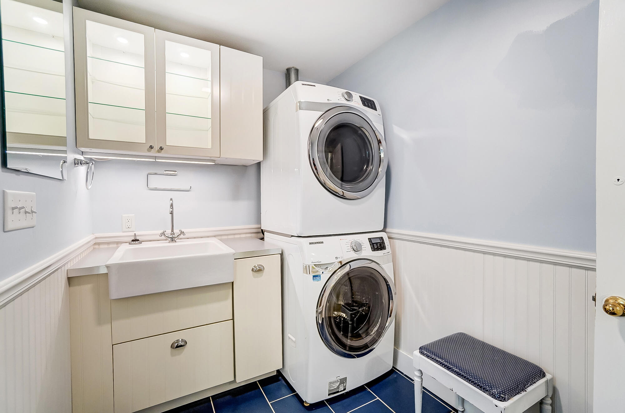 5009 Petersburg Road