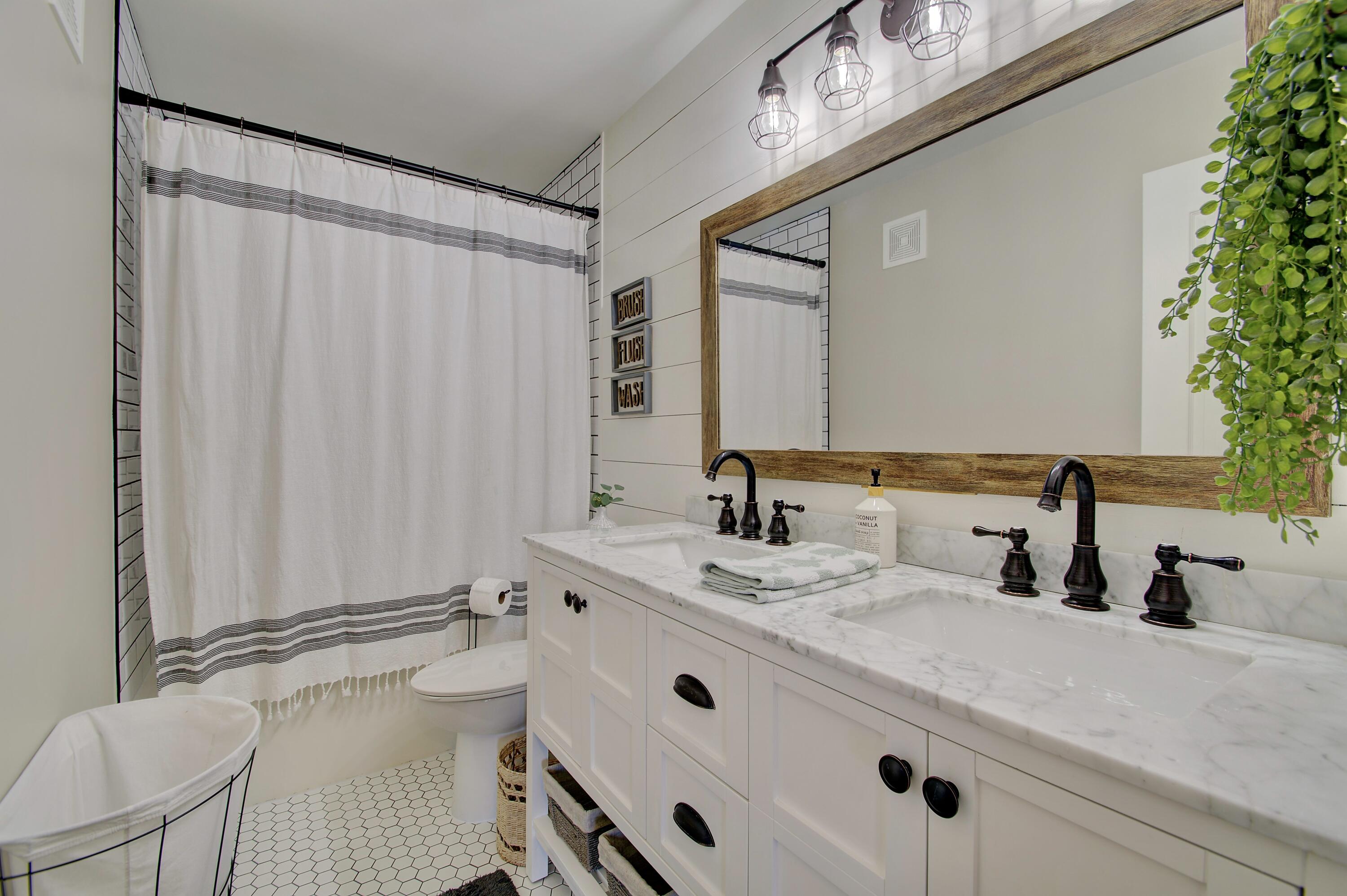 10203 Waterside Court