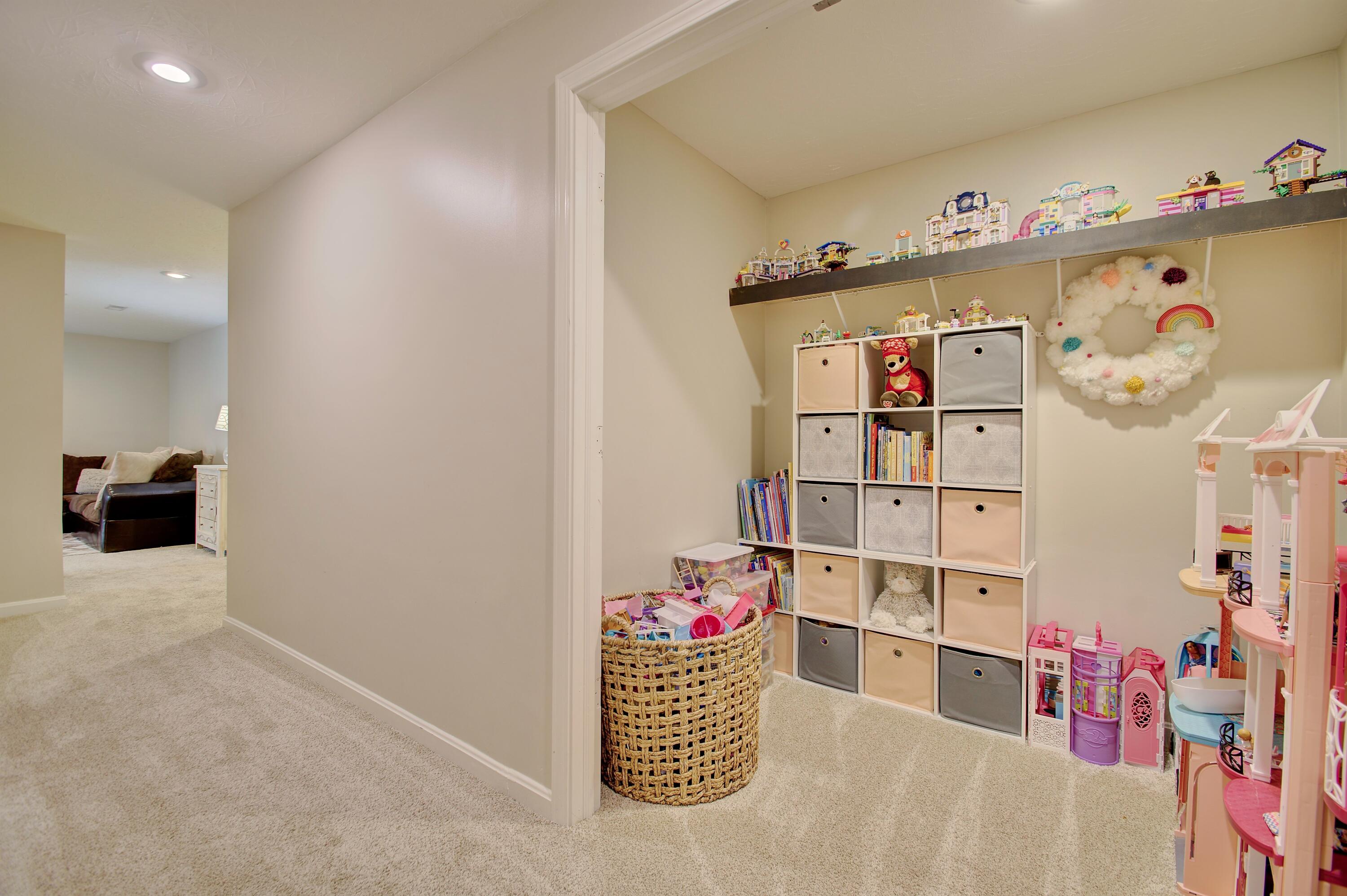 10203 Waterside Court