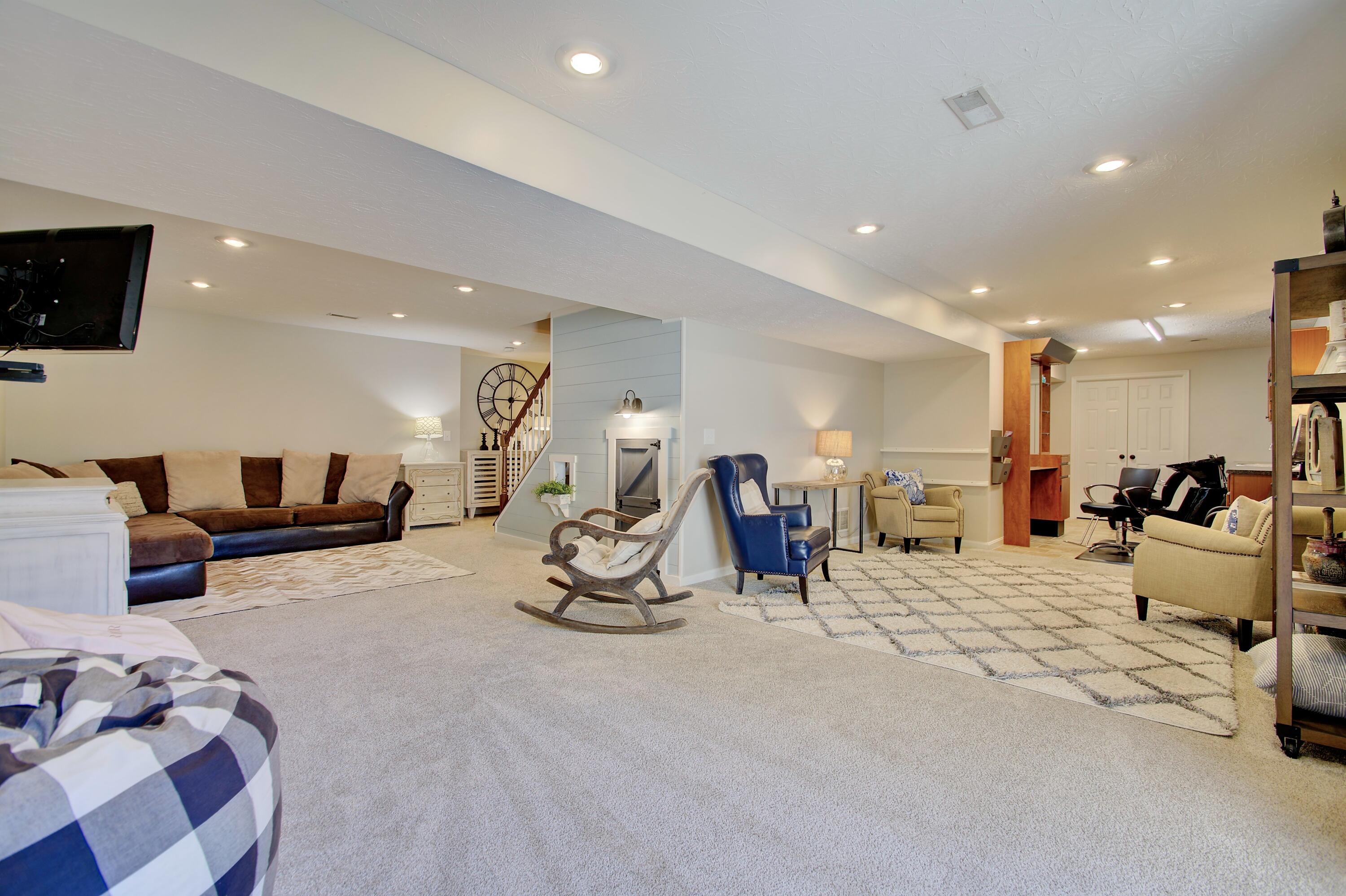 10203 Waterside Court