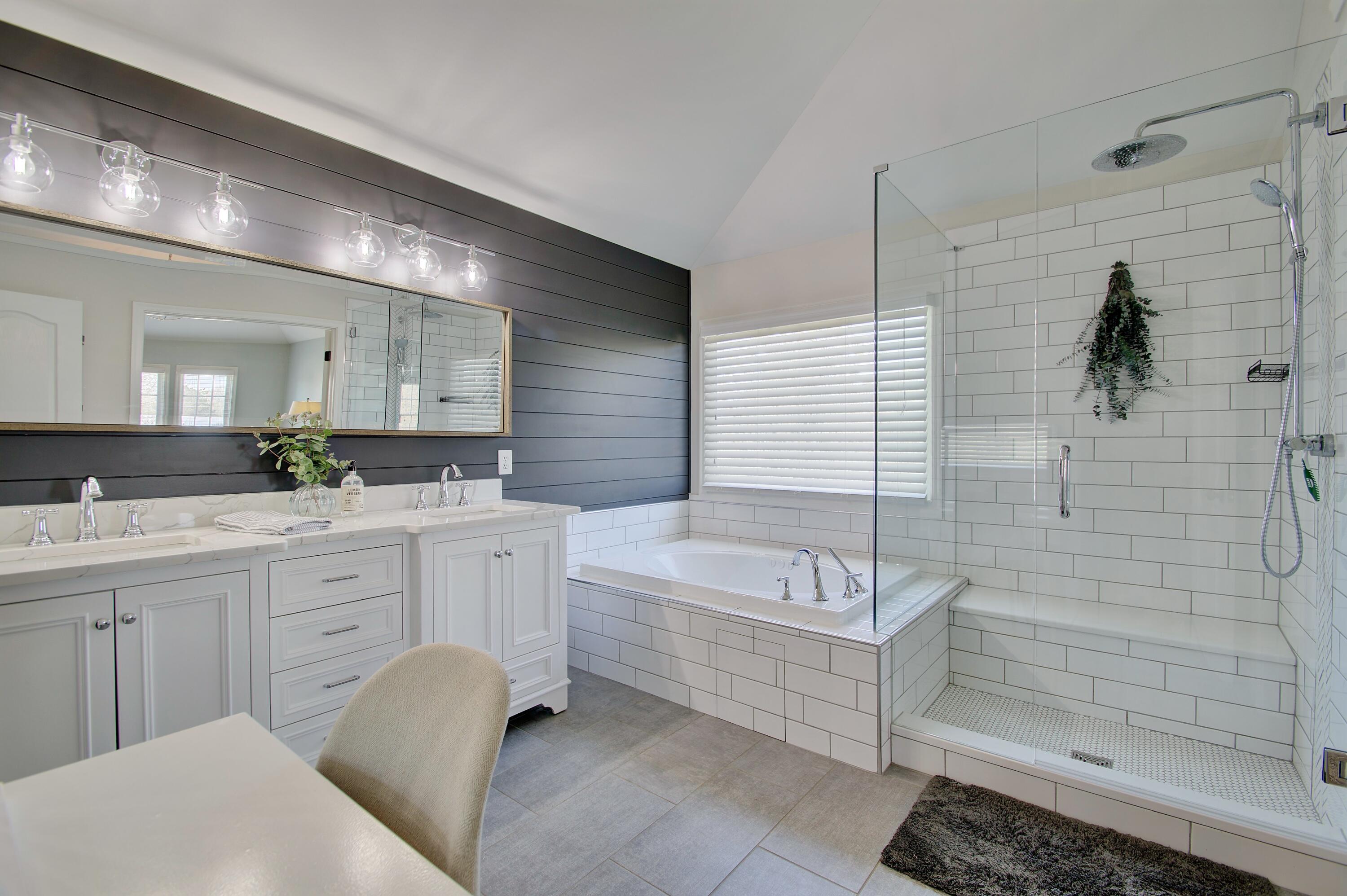 10203 Waterside Court