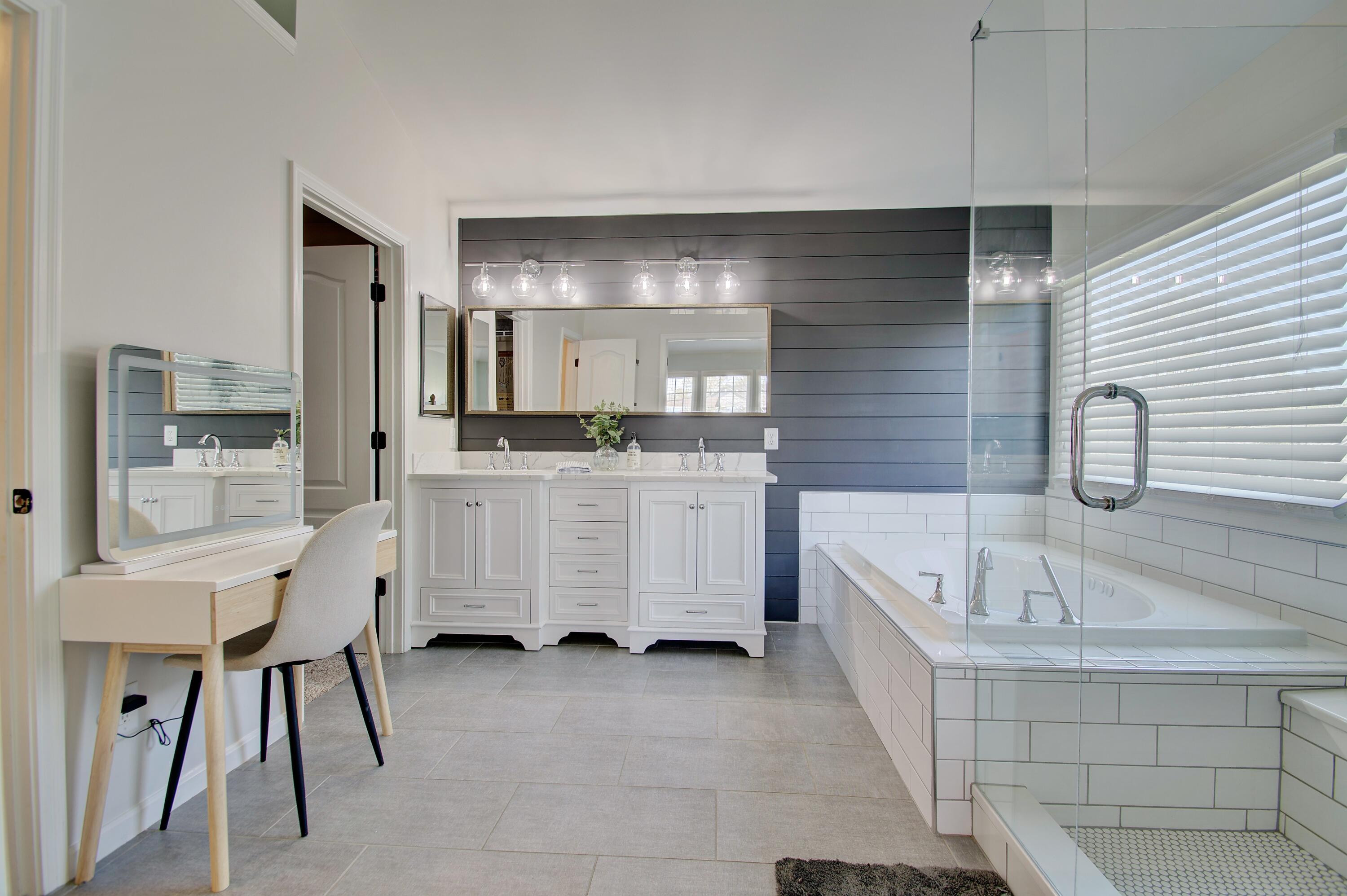 10203 Waterside Court