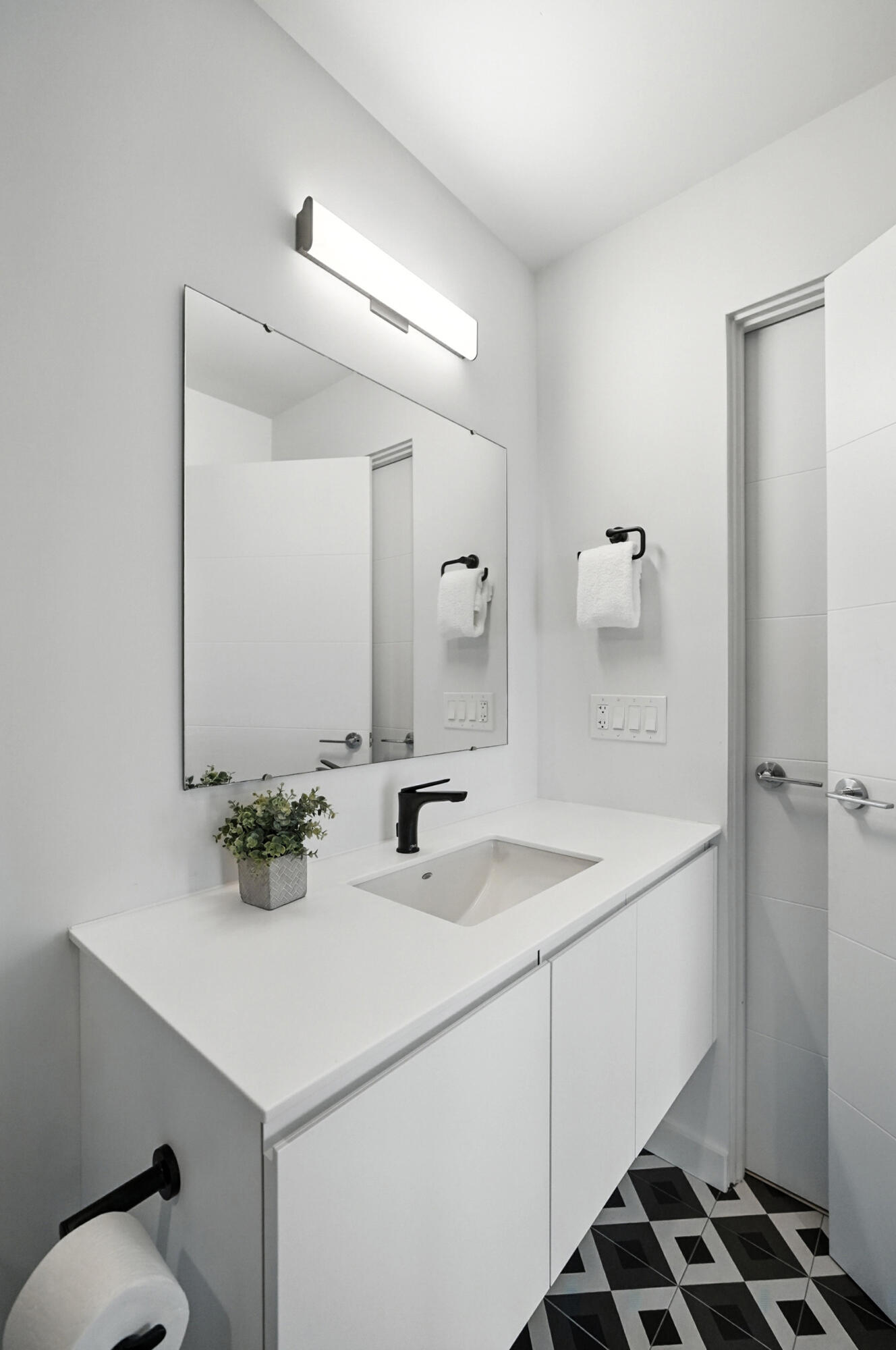 120 Main Street, 313 313