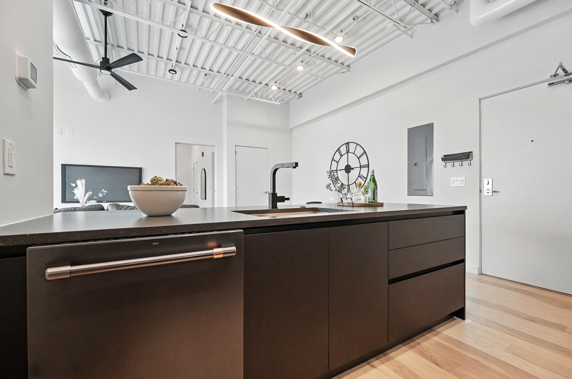 120 Main Street, 313 313