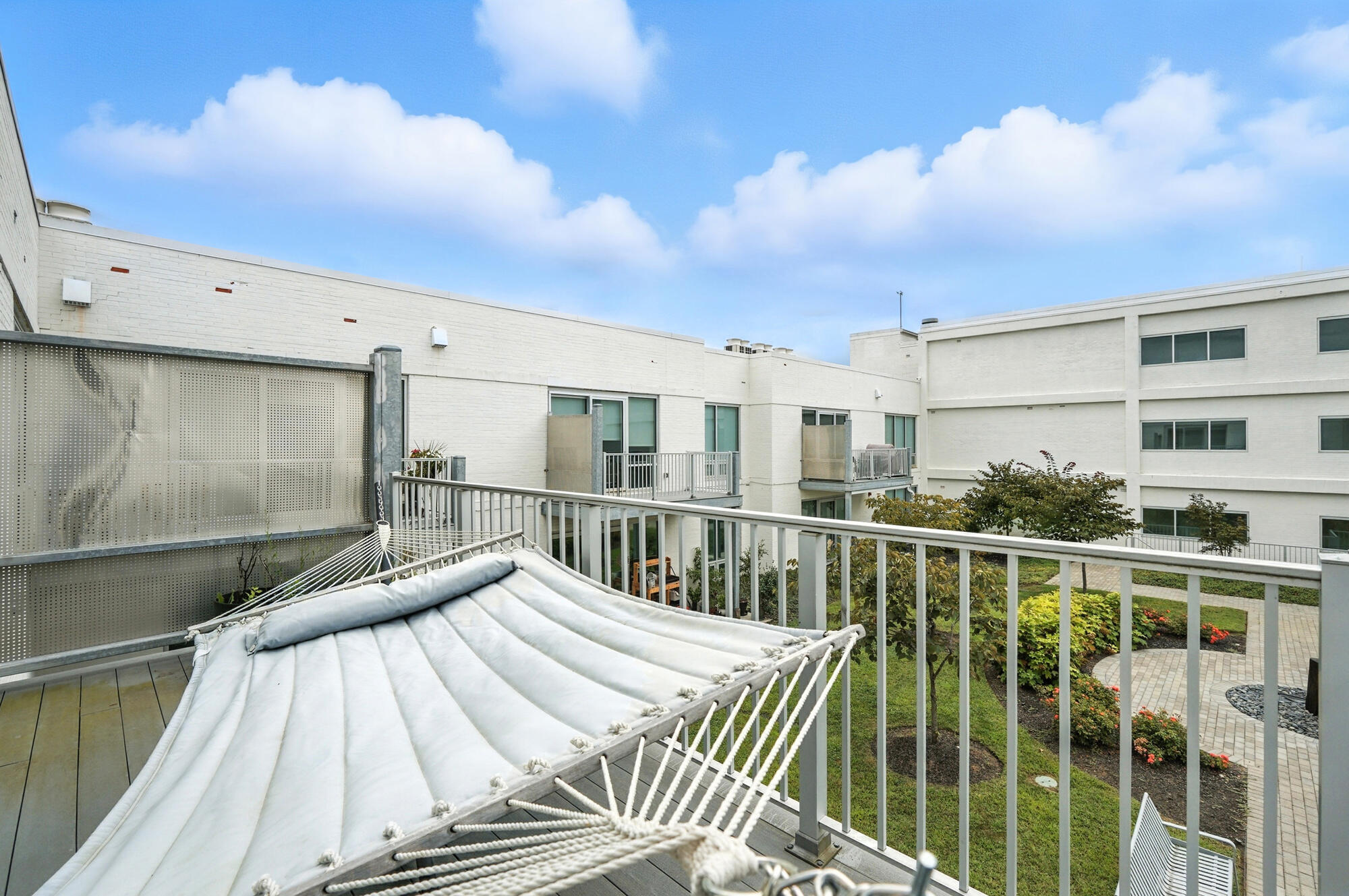 120 Main Street, 313 313