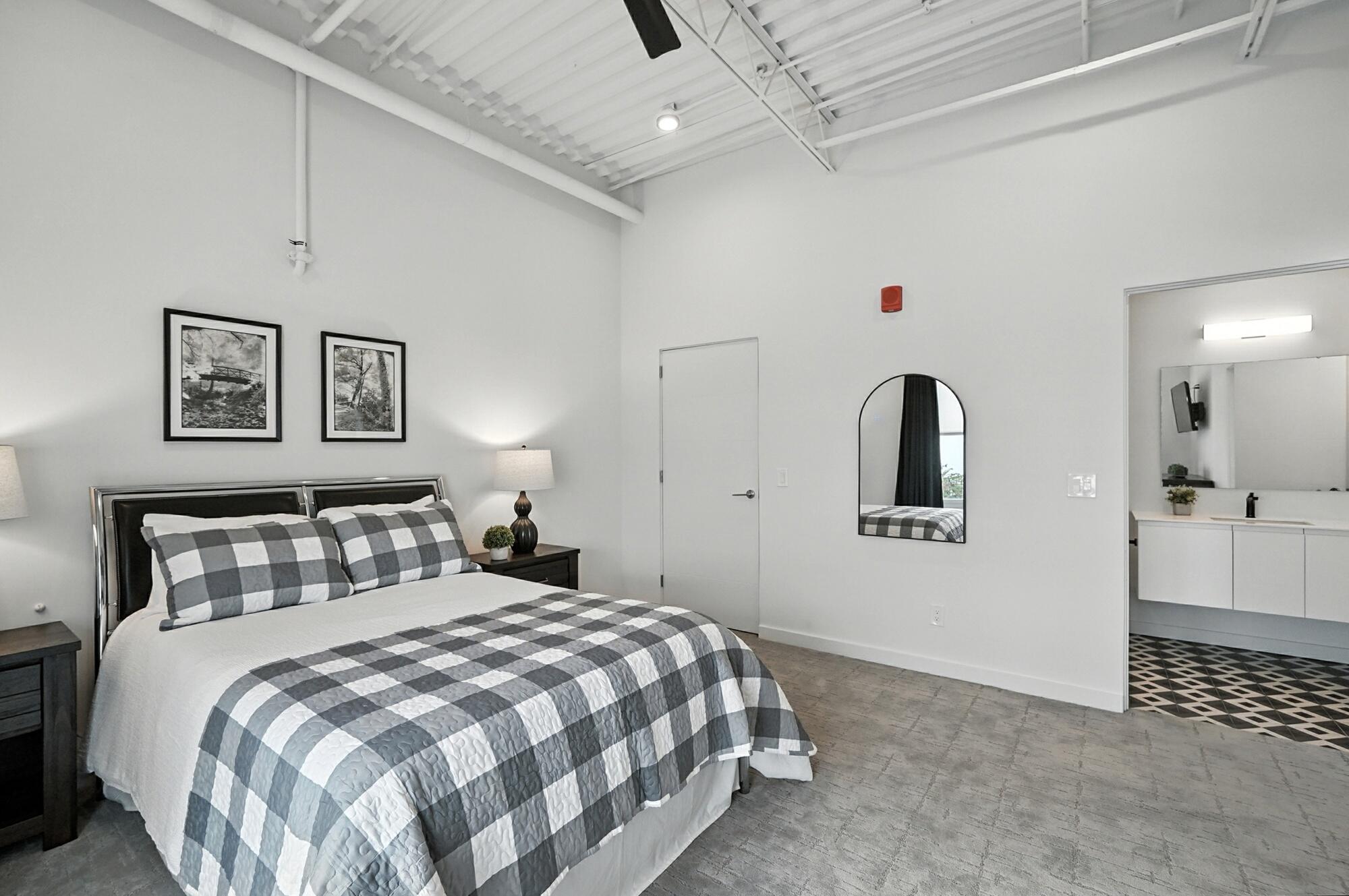 120 Main Street, 313 313