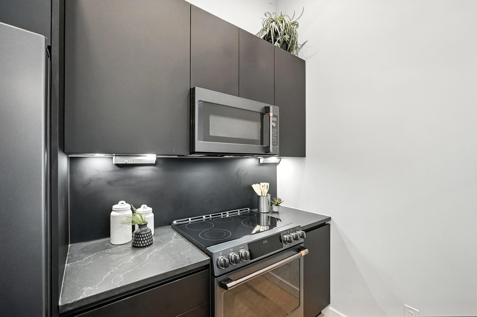 120 Main Street, 313 313