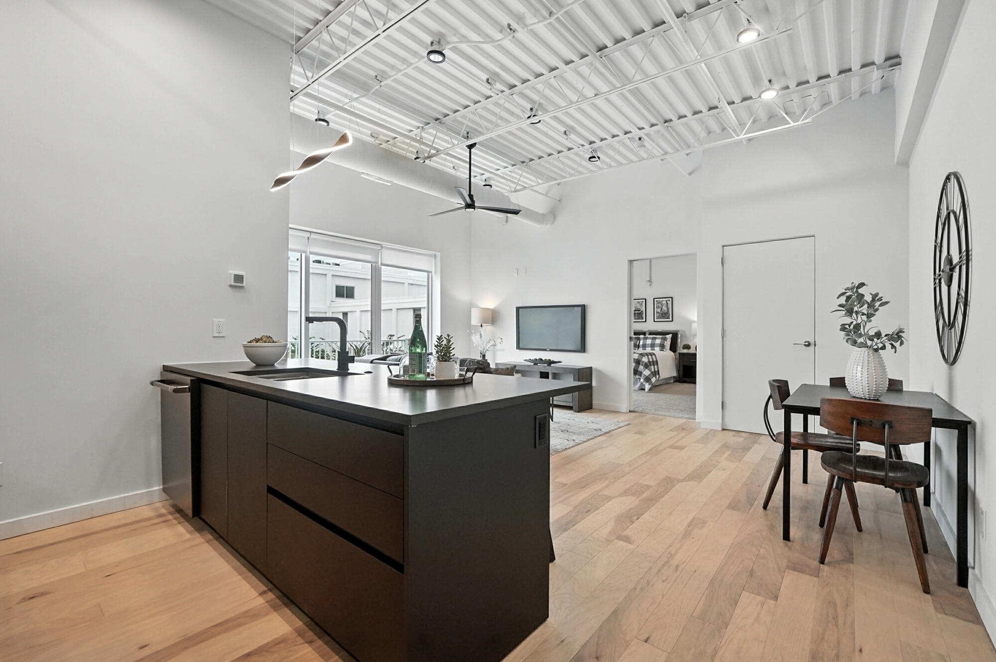 120 Main Street, 313 313