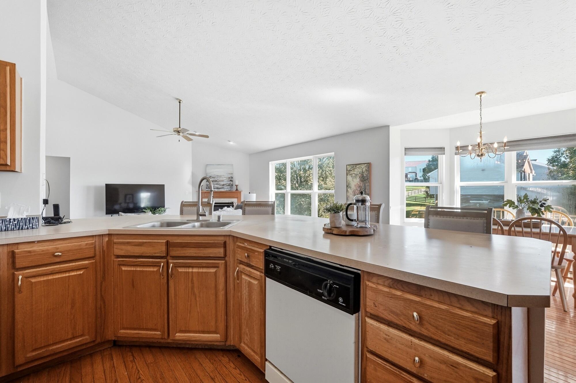 11279 Sheffield Lane, Walton