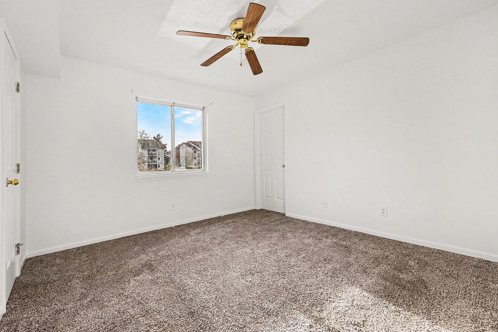 10124 Carnation Court, 7