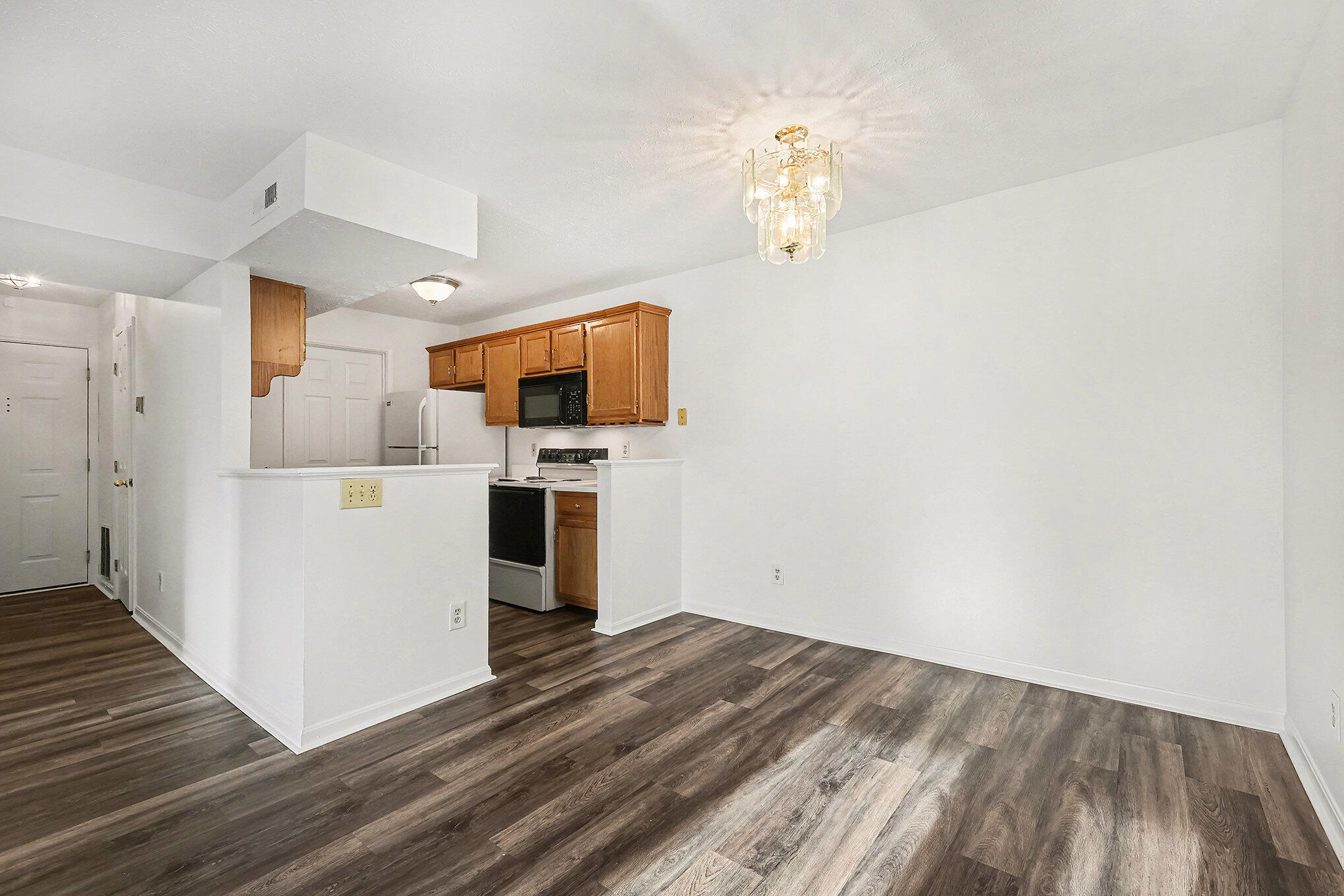 10124 Carnation Court, 7