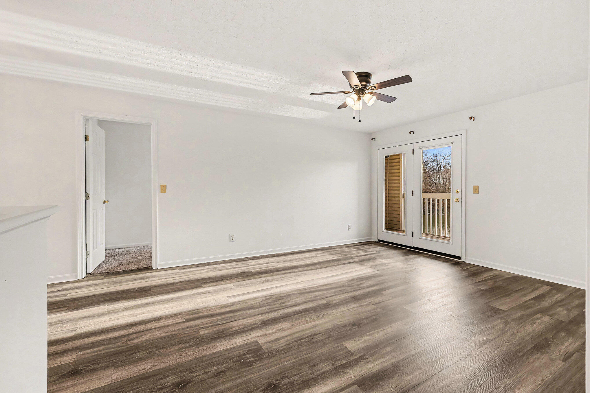 10124 Carnation Court, 7