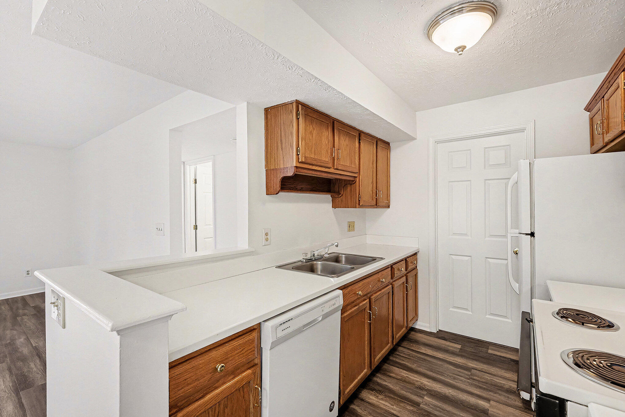 10124 Carnation Court, 7