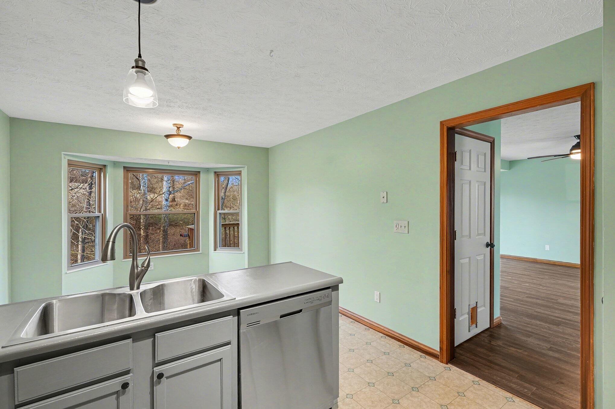 1108 Amblewood Court