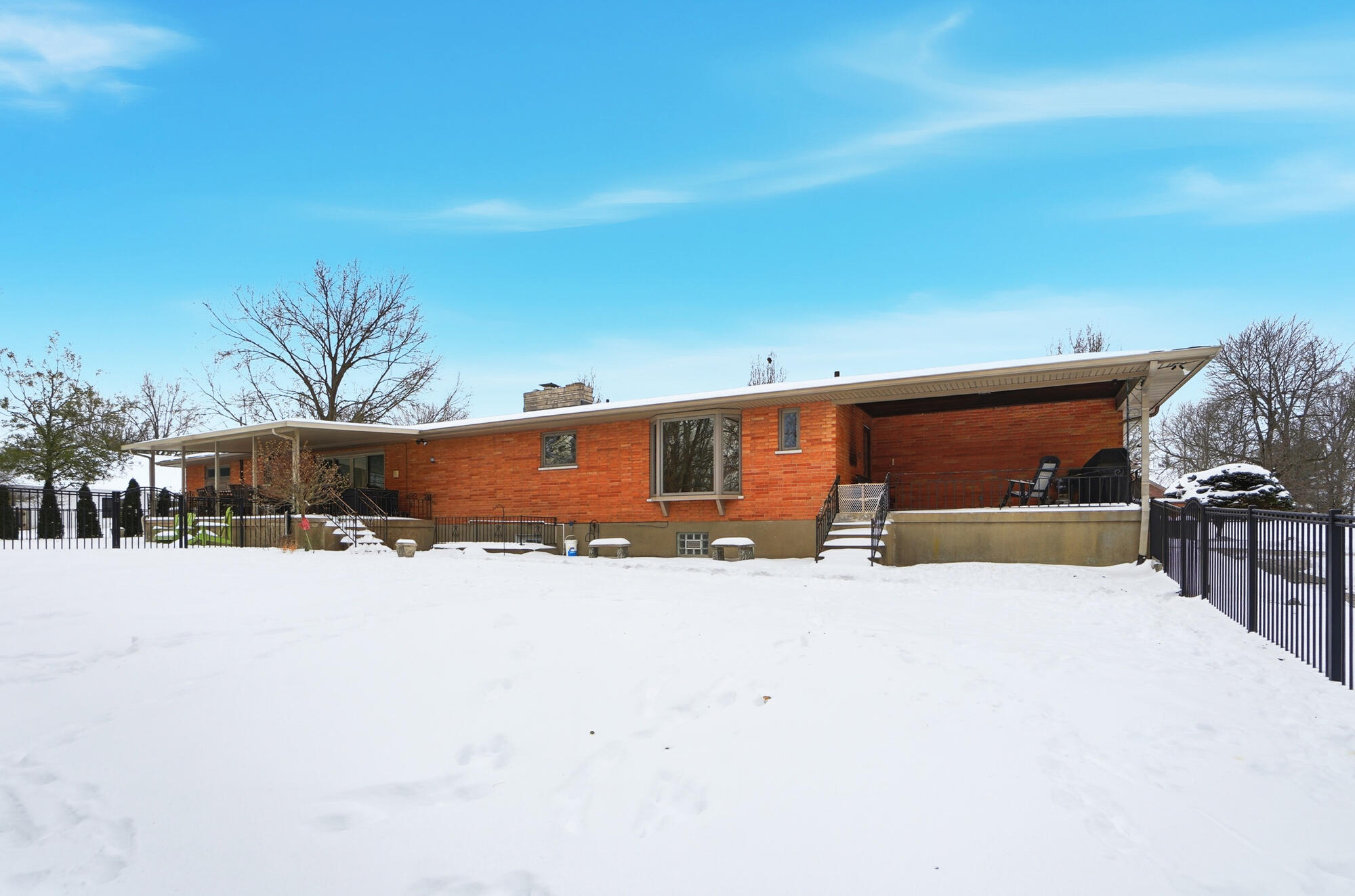 8 Paul Hesser Drive