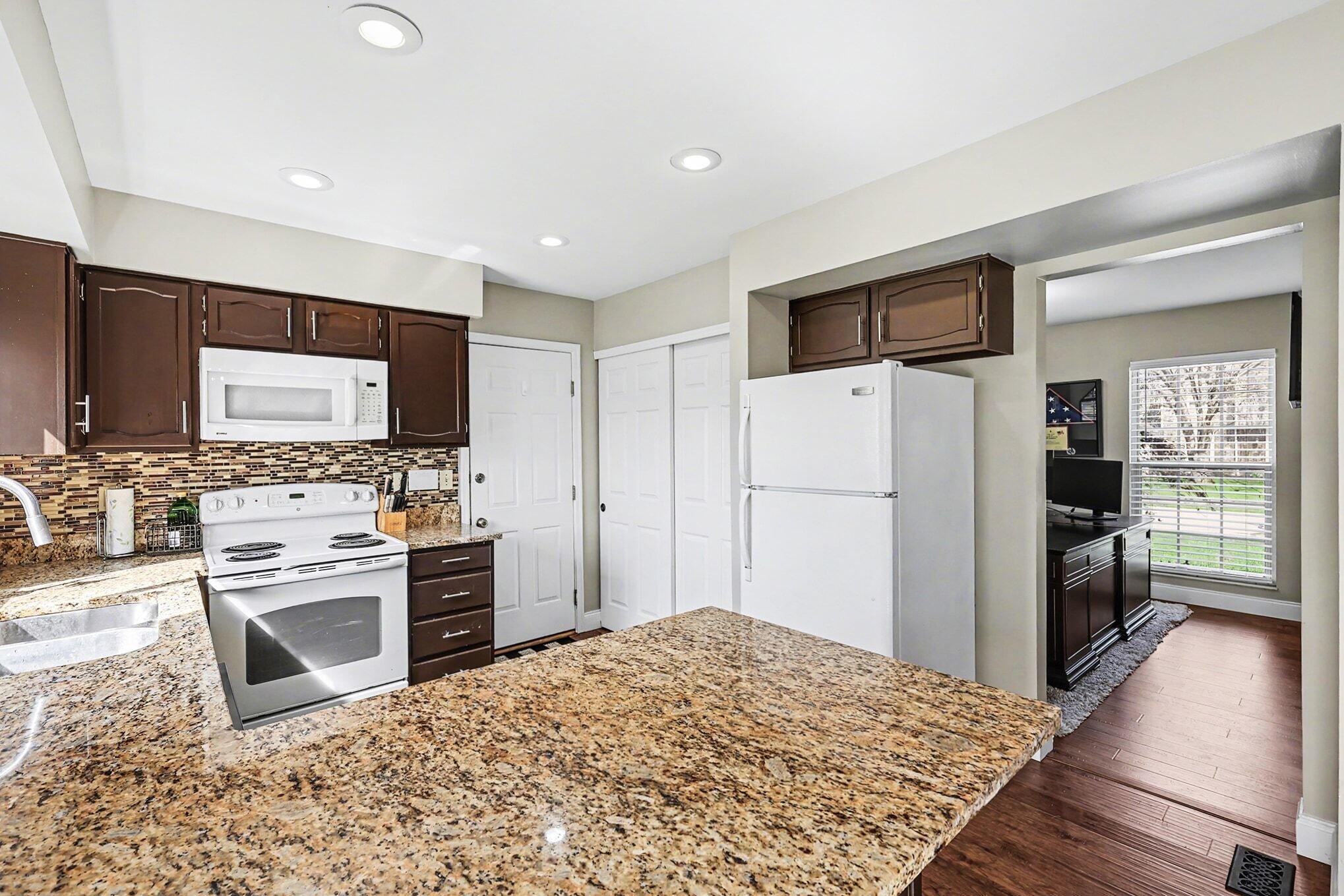 2131 Silverwood Court