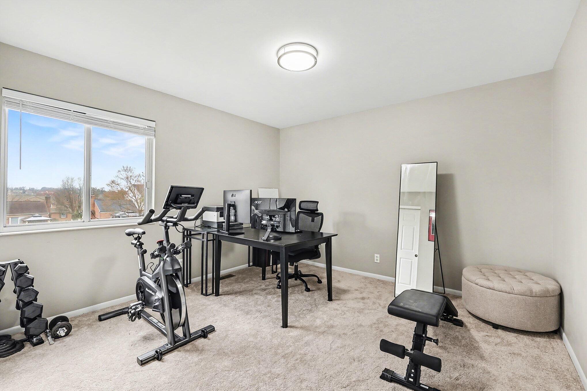 2131 Silverwood Court