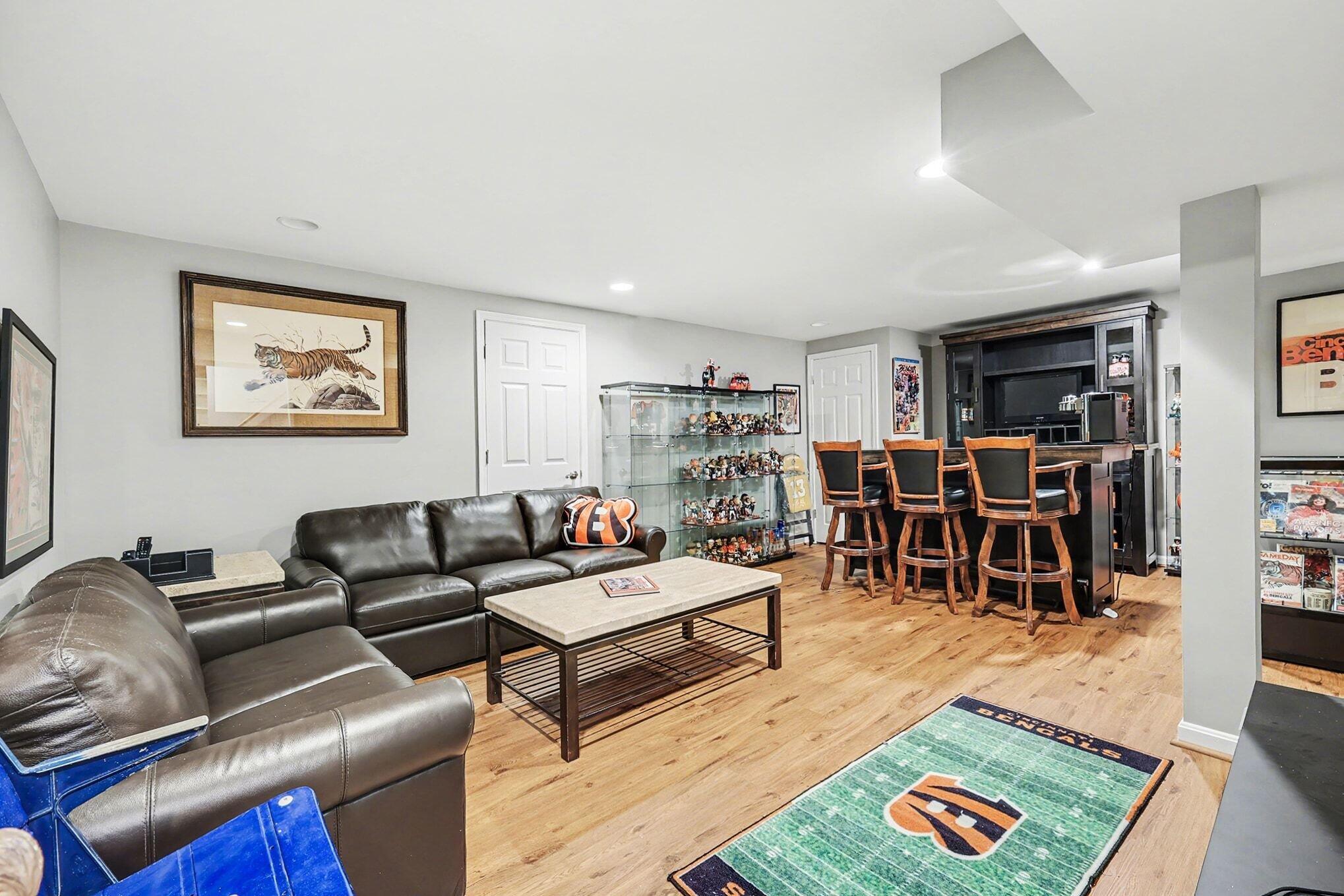 2131 Silverwood Court