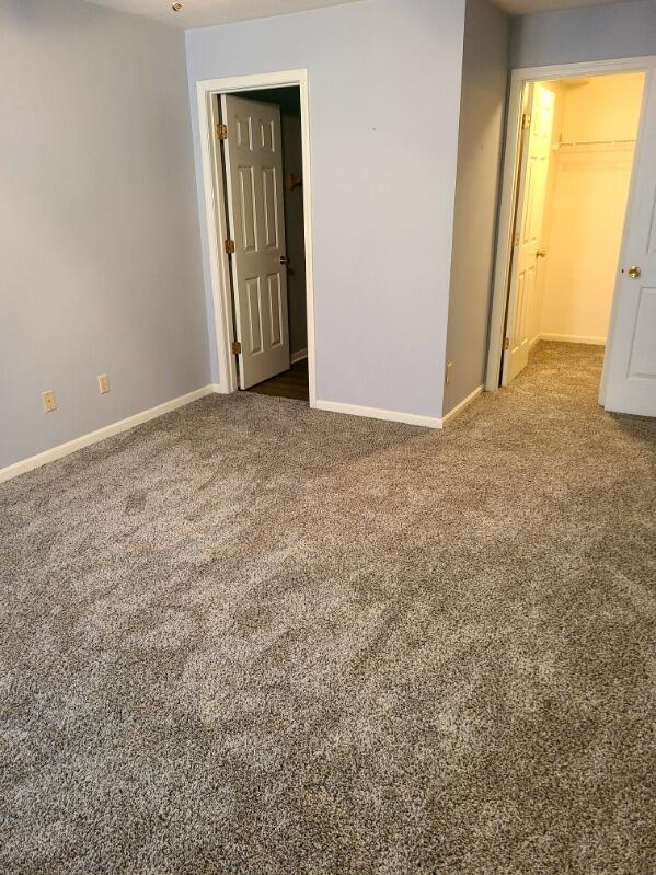 436 Marian Lane, 9