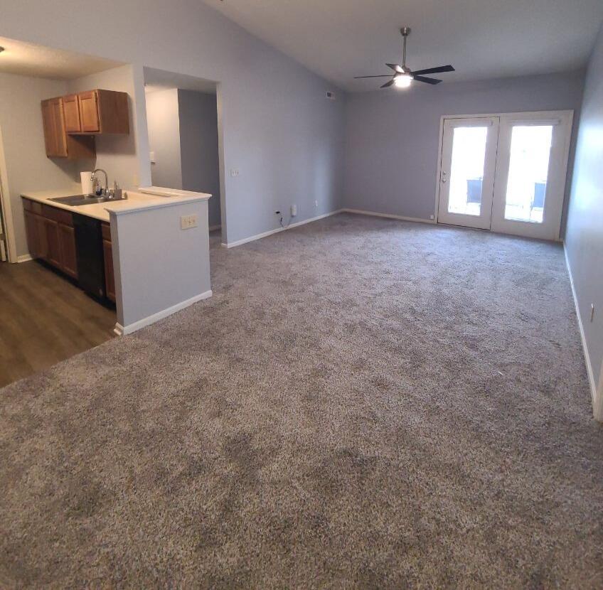 436 Marian Lane, 9