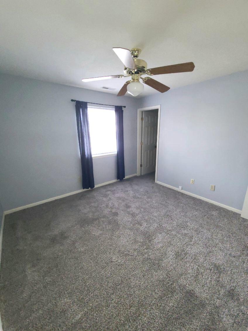 436 Marian Lane, 9