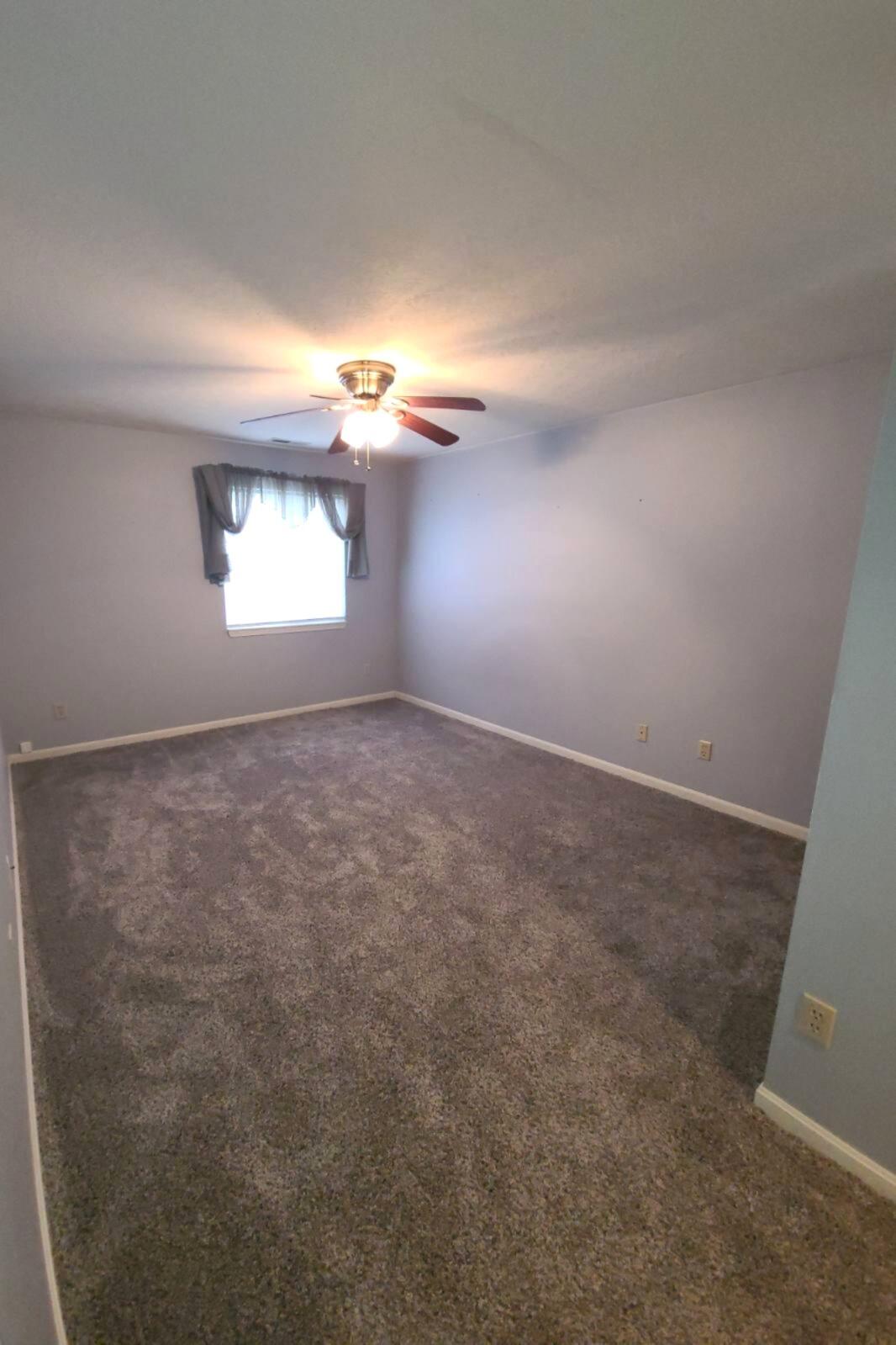 436 Marian Lane, 9